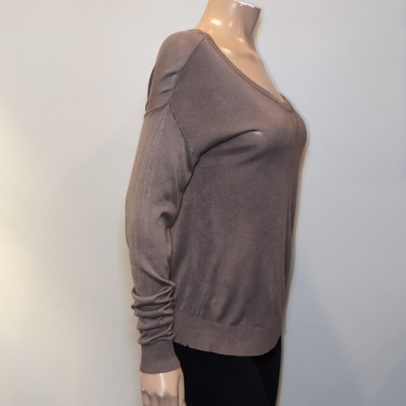 3/$20 Forever 21 Slouchy Pullover Sweater Scoop Neck Dropped Shoulder Viscose - Picture 7 of 9